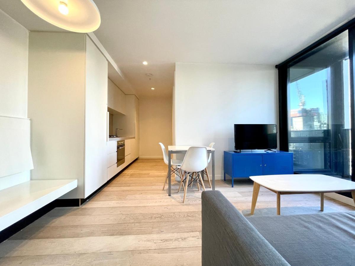 Readyset Apartments At Empire Melbourne Esterno foto